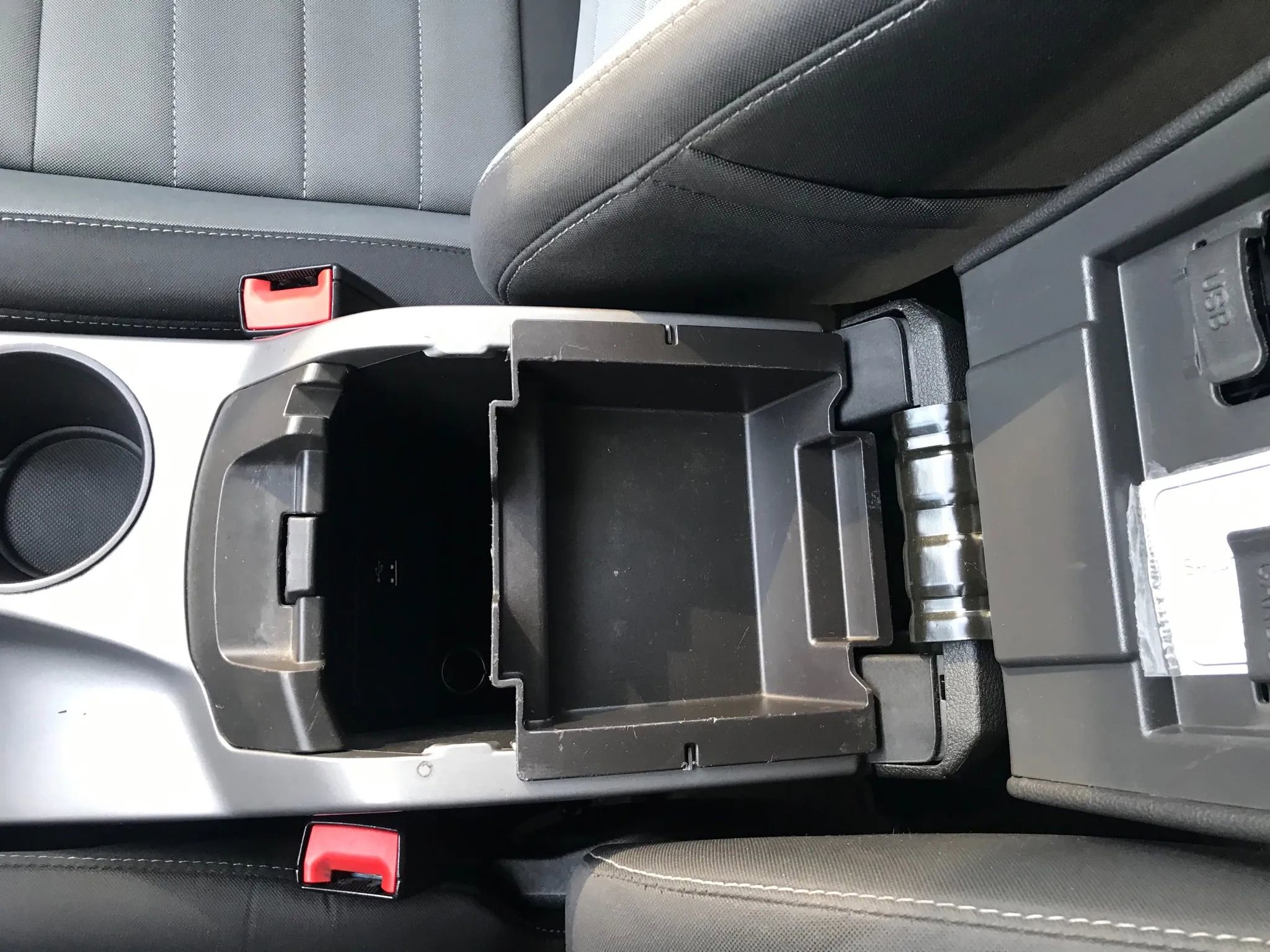 Used 2016 Ford Escape SE image 28