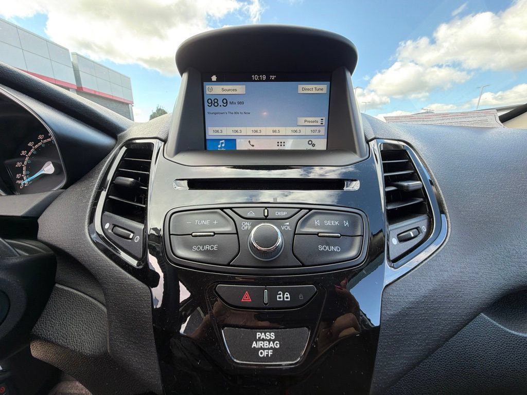 Used 2016 Ford Fiesta SE w/ Equipment Group 201A FWD image 16
