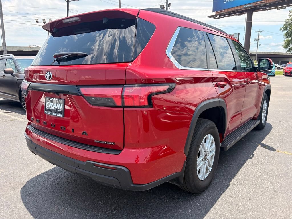Used 2025 Toyota Sequoia SR5 AWD/4WD image 8
