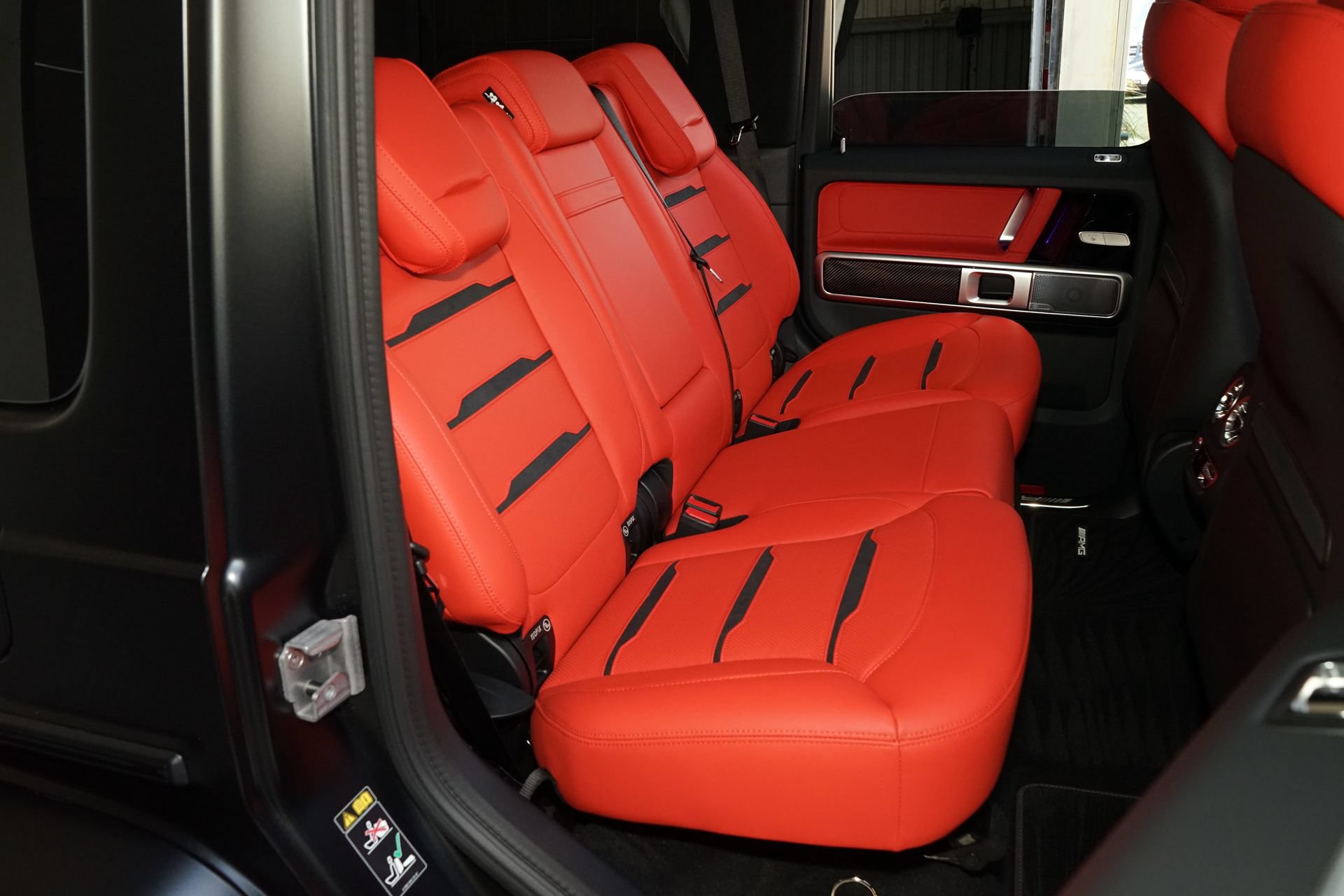 Used 2027 Mercedes-Benz G 63 AMG 4MATIC image 17