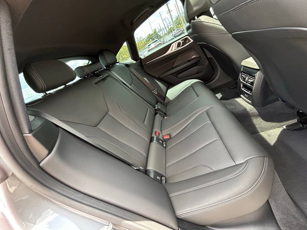 Used 2025 BMW i4 eDrive40 w/ Premium Package RWD image 56