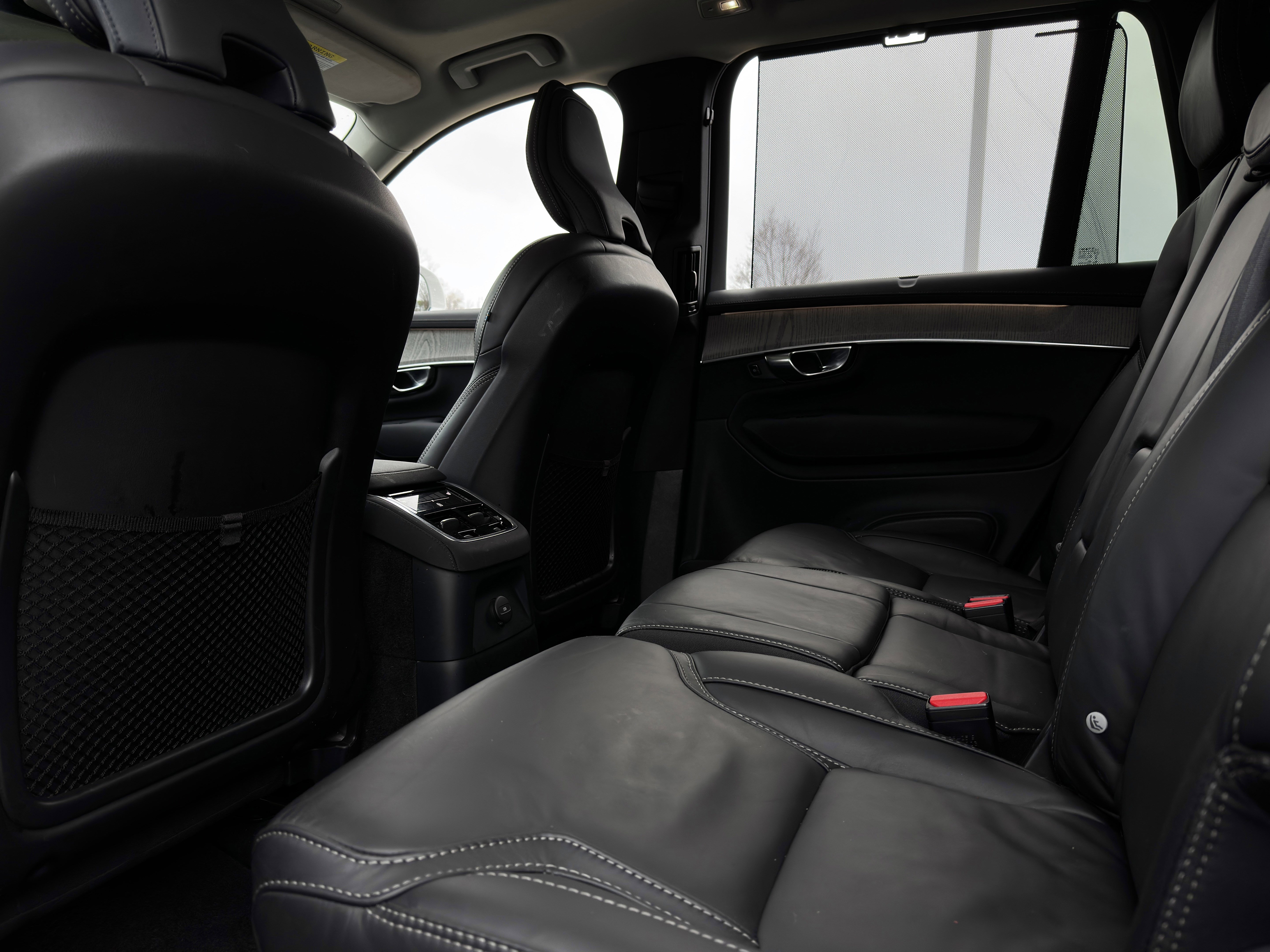 Used 2025 Volvo XC90 T8 Ultra image 31