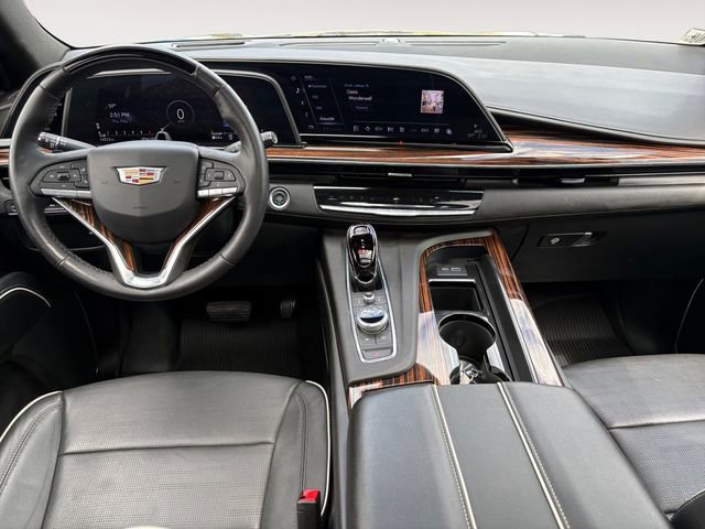 Certified 2024 Cadillac Escalade Premium Luxury w/ LPO, Floor Liner Package AWD/4WD image 10