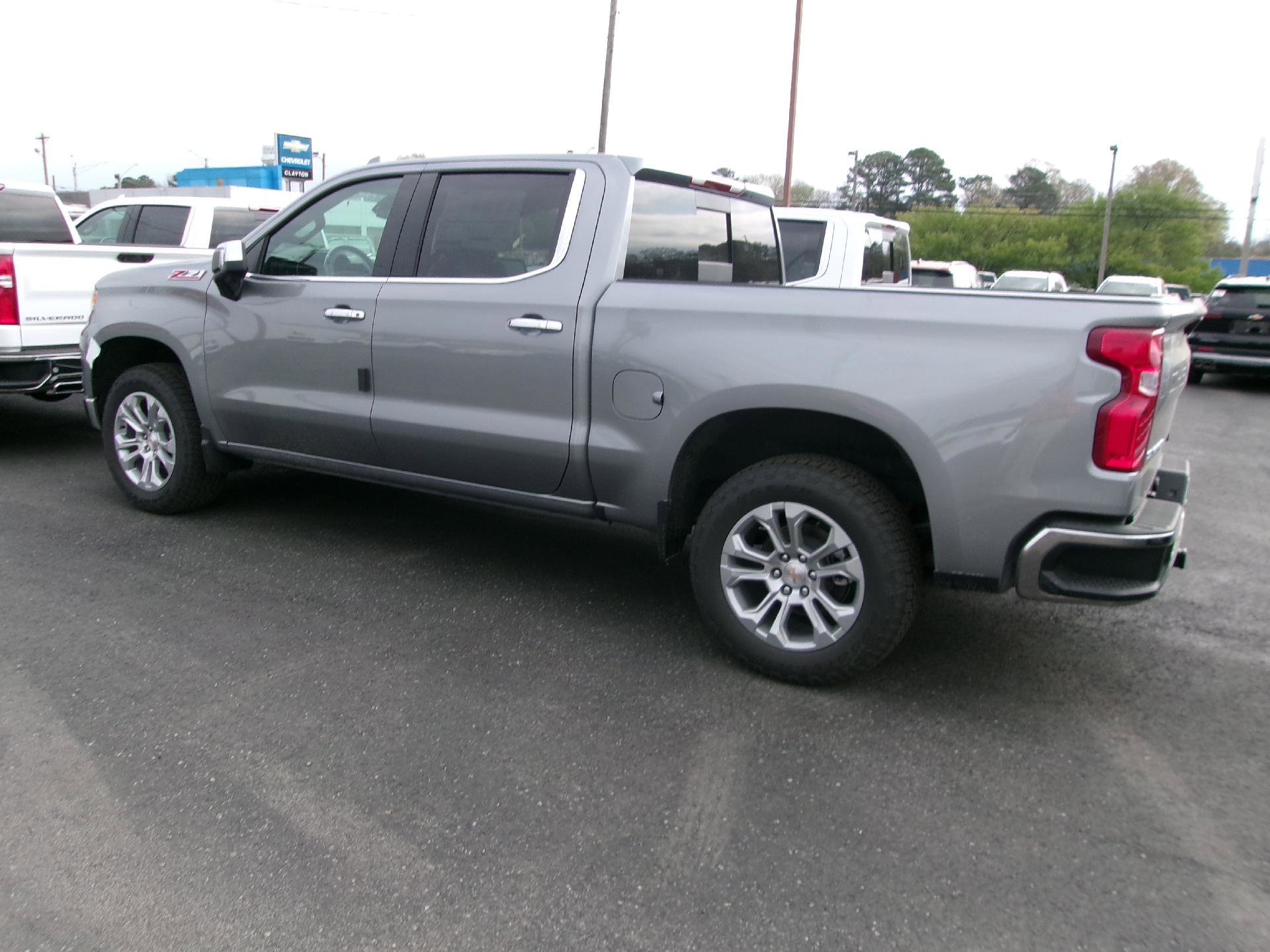 New 2026 Chevrolet Silverado 1500 LTZ w/ LTZ Premium Package image 23