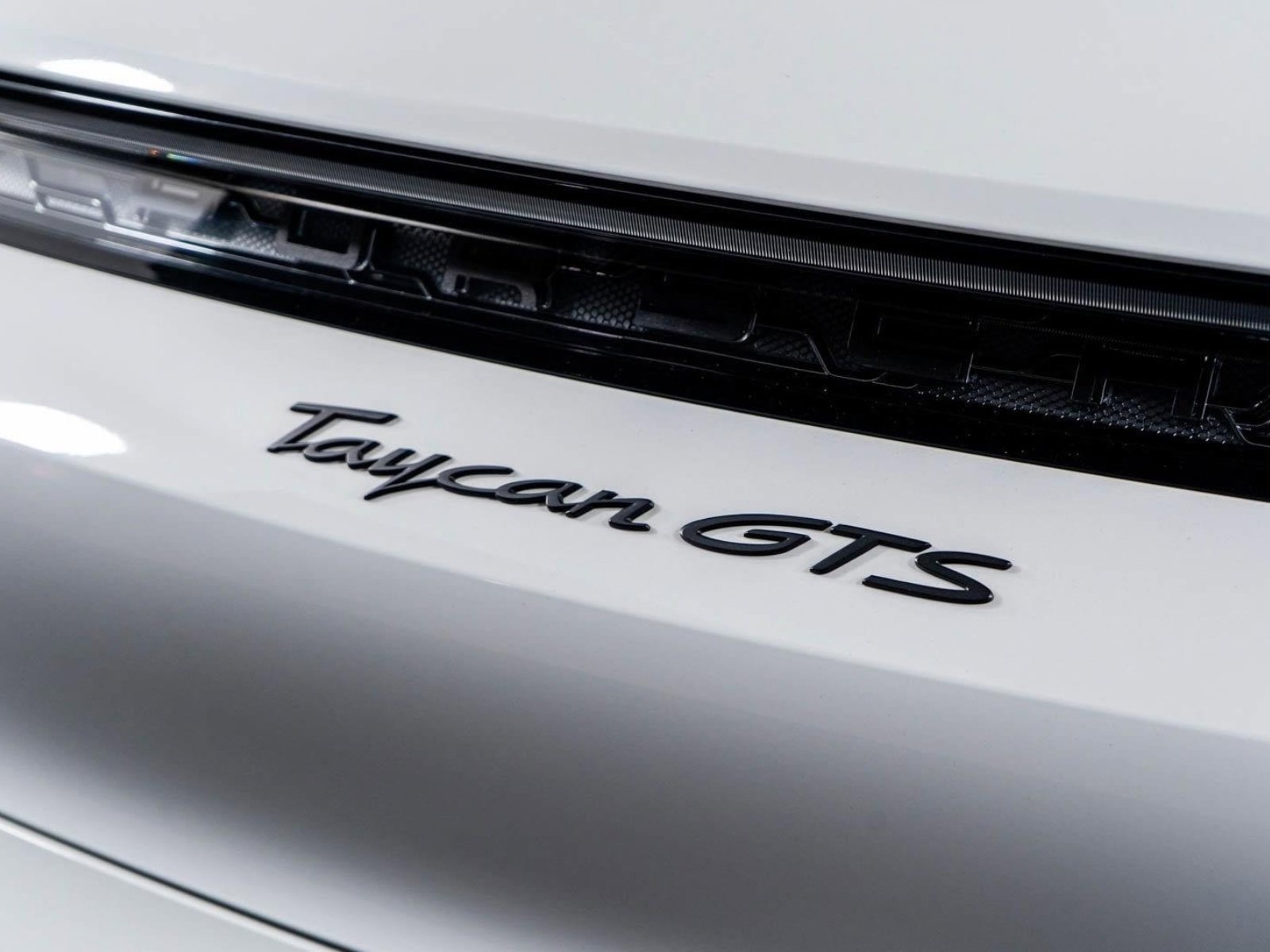 Used 2024 Porsche Taycan GTS w/ Premium Package (P6U) image 14