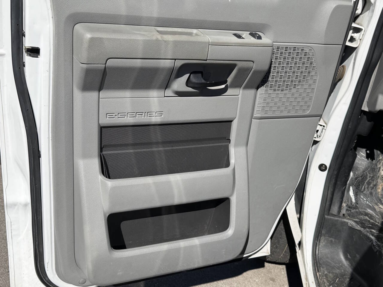 Used 2013 Ford E-150 and Econoline 150 w/ PWR Group RWD image 10
