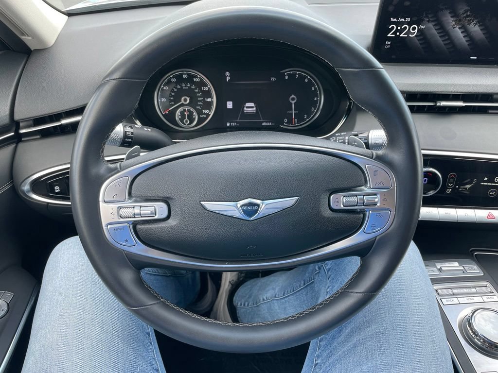 Used 2025 Genesis GV70 2.5T AWD/4WD image 23