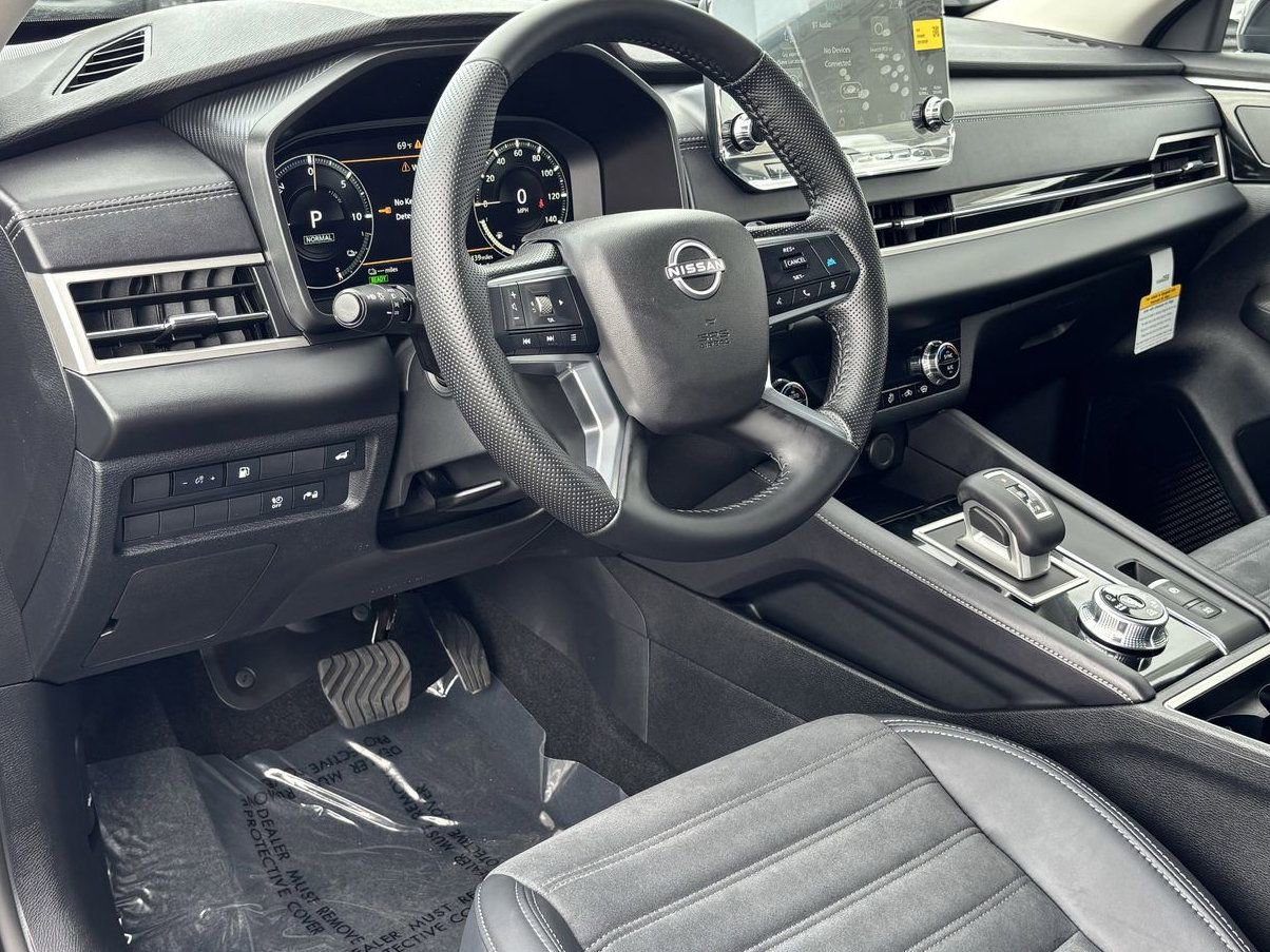New 2026 Nissan Rogue SL AWD/4WD image 16