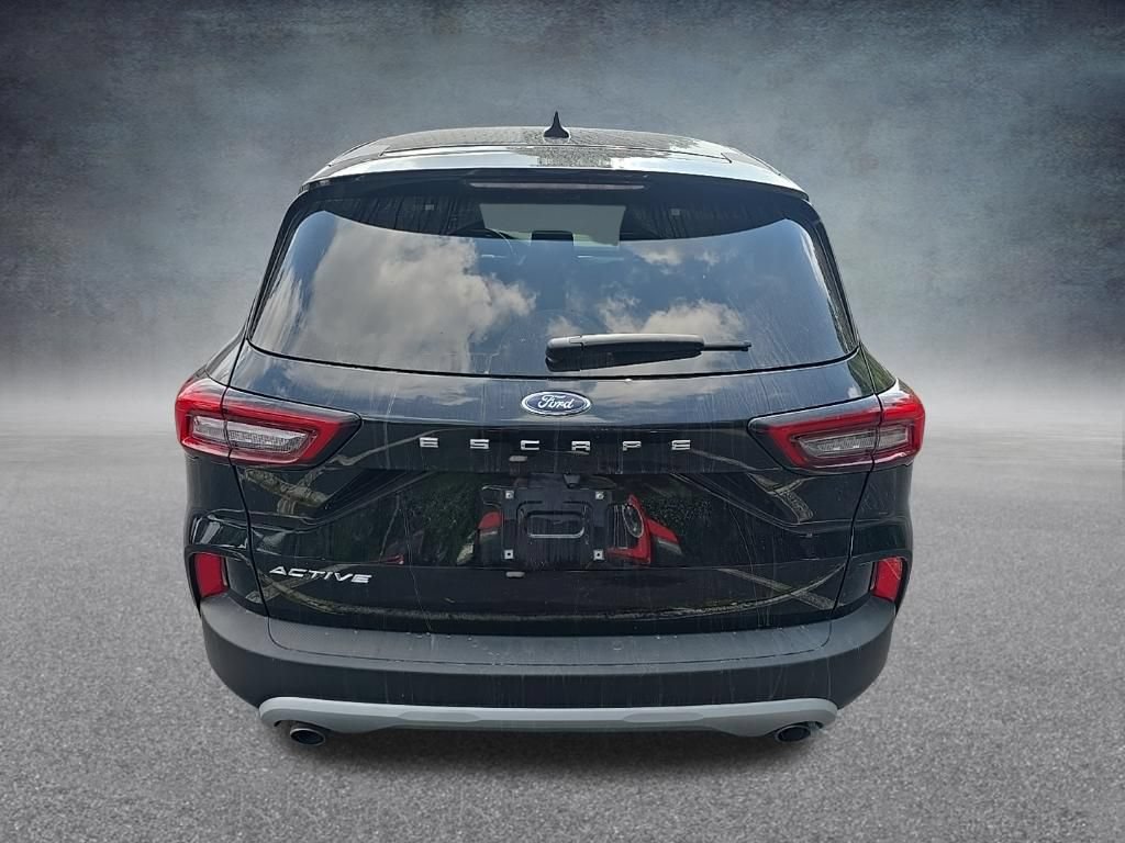 Used 2024 Ford Escape Active FWD image 8