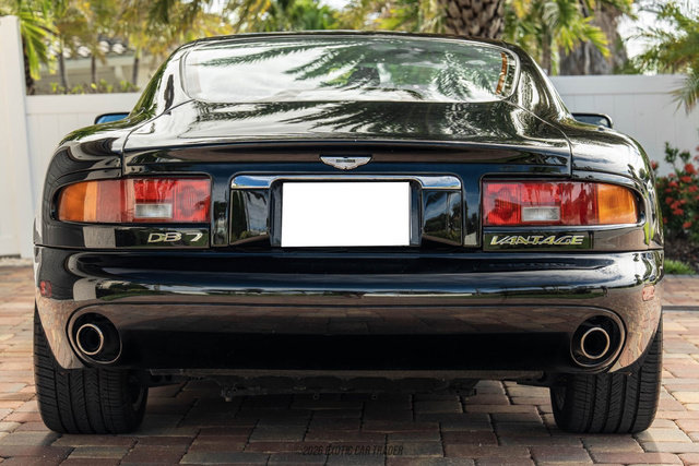 Used 2000 Aston Martin DB7 Vantage RWD image 5