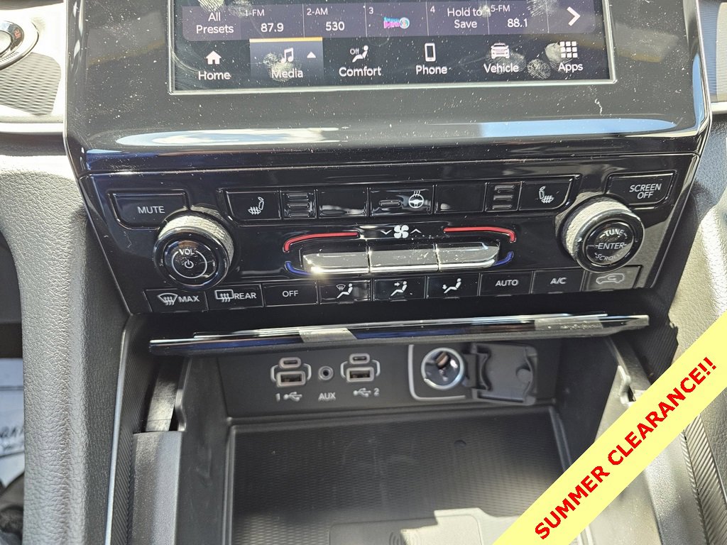 New 2025 Jeep Grand Cherokee L Altitude image 13