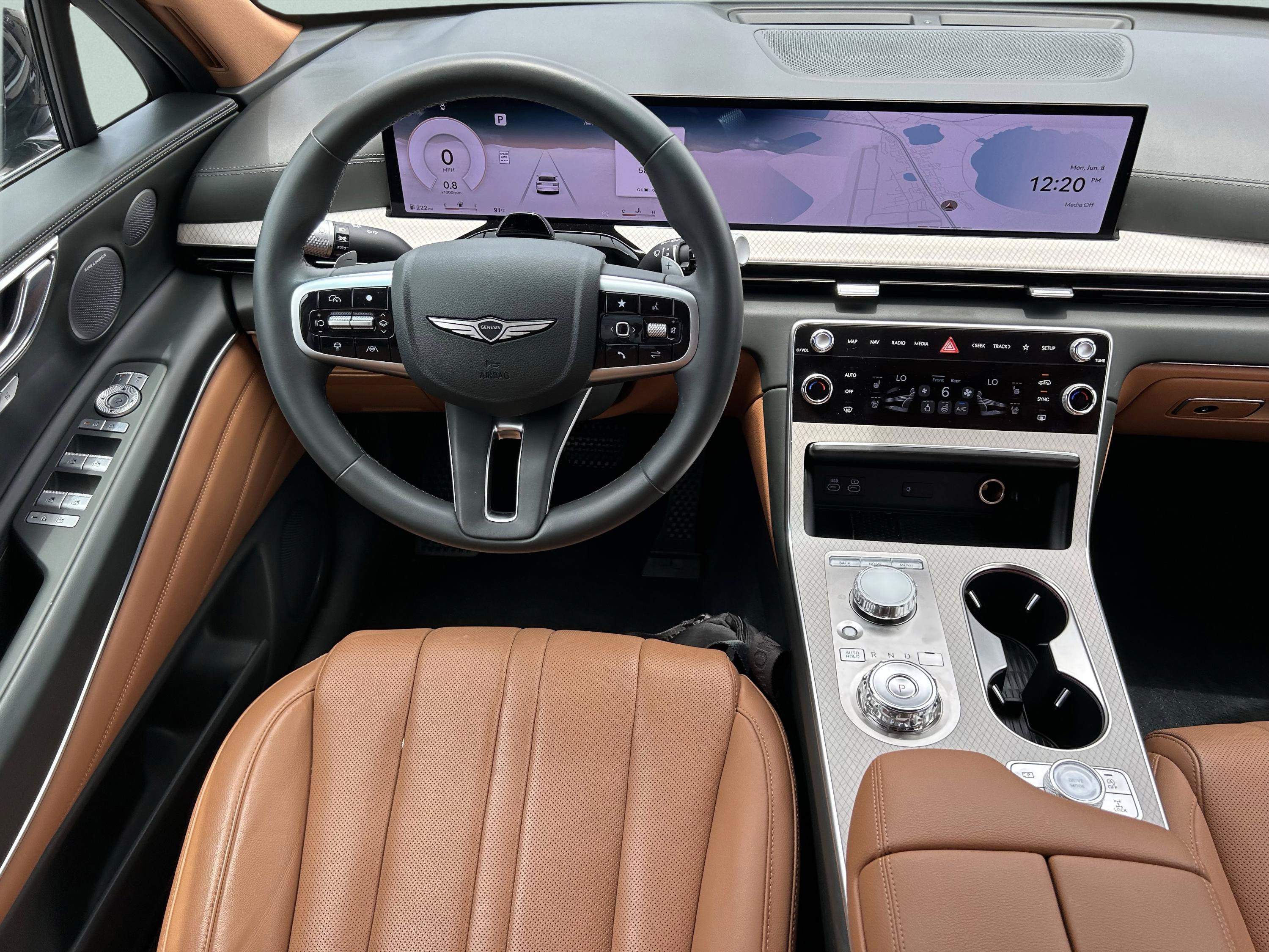 Used 2025 Genesis GV80 2.5T Advanced AWD/4WD image 17