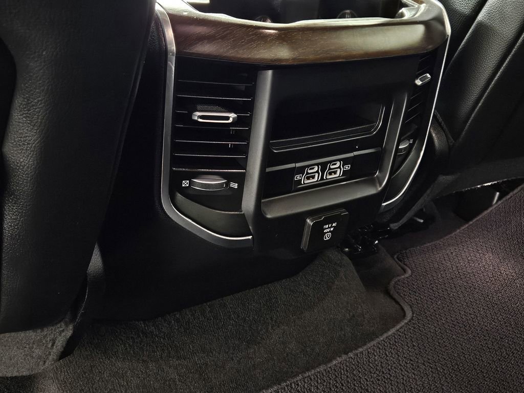 Used 2021 RAM 1500 Laramie image 29