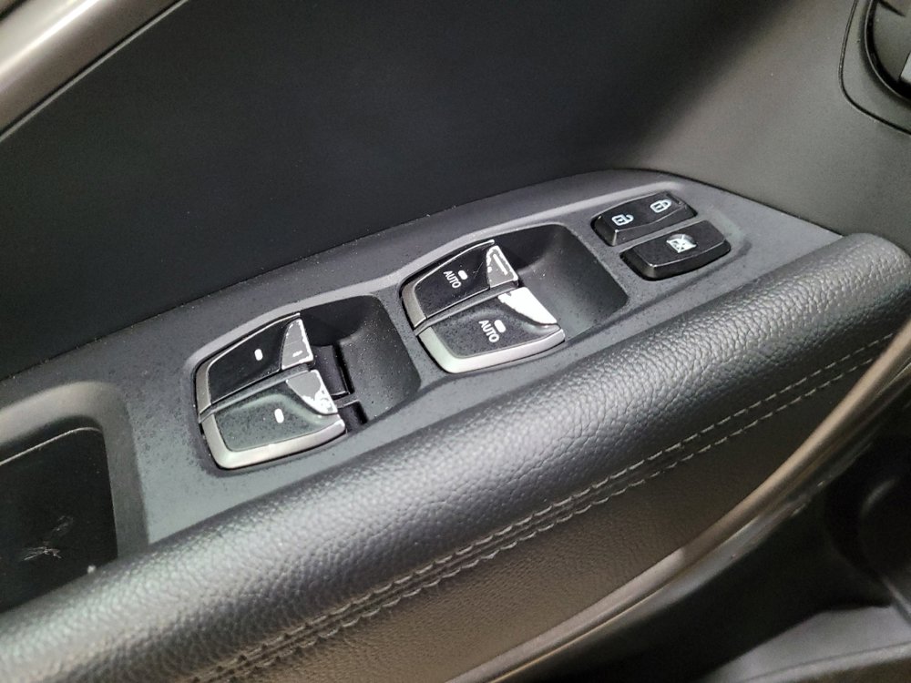 Used 2018 Hyundai Santa Fe SE image 27