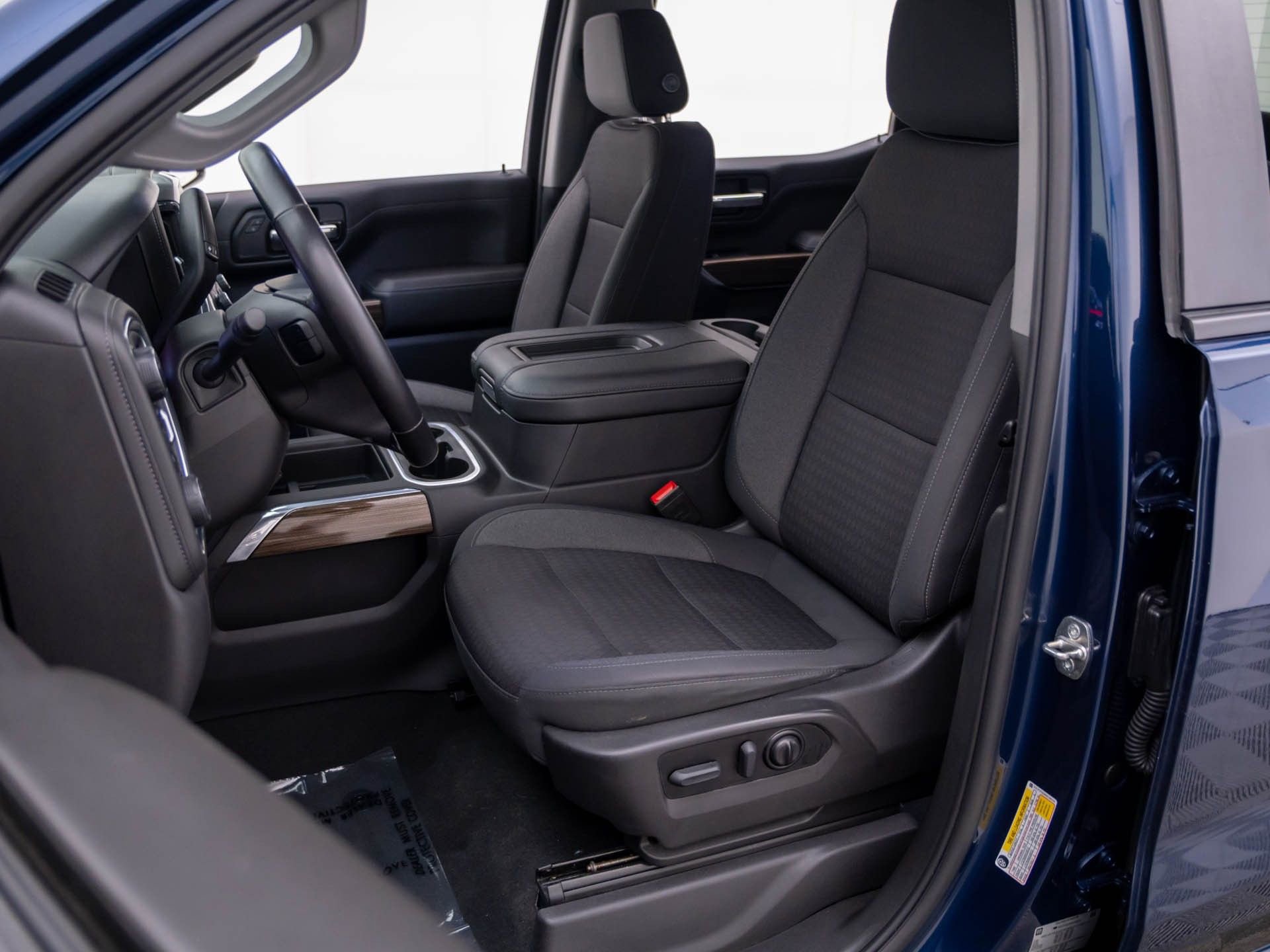 Used 2022 Chevrolet Silverado 1500 LT Trail Boss w/ Safety Package AWD/4WD image 14