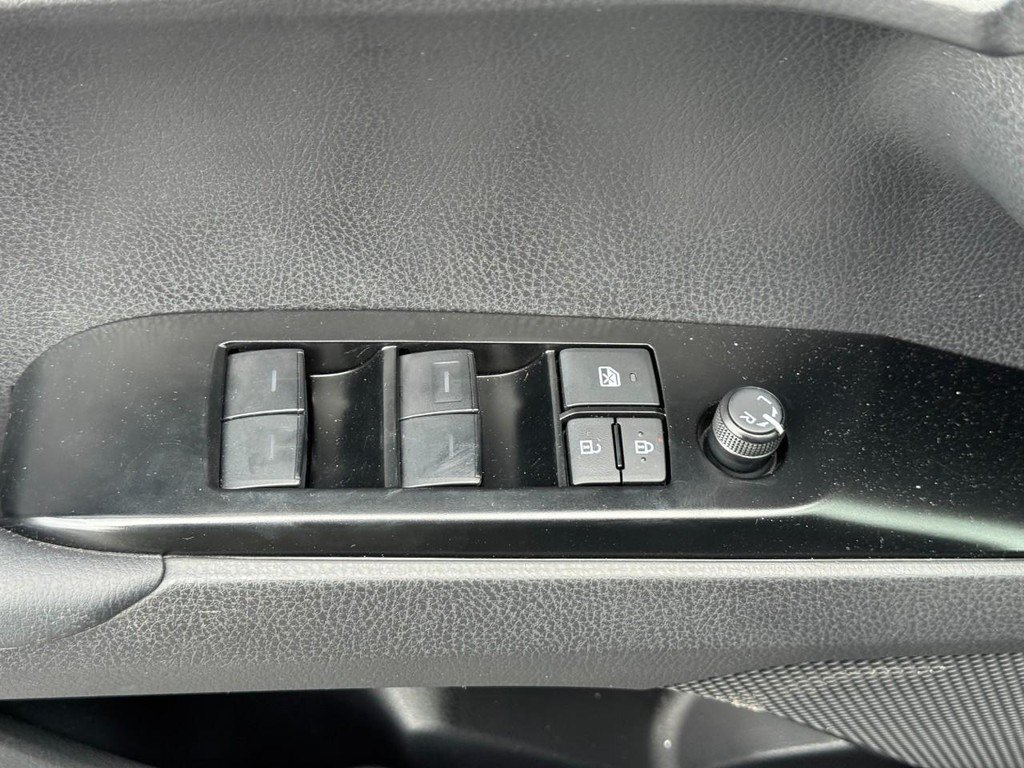 Used 2026 Toyota Camry SE w/ Multimedia Upgrade Package FWD image 22