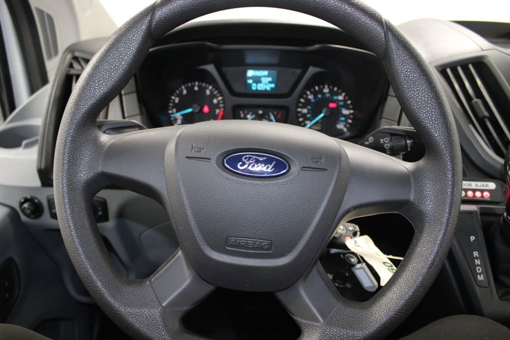 Used 2018 Ford Transit 350 XL image 34