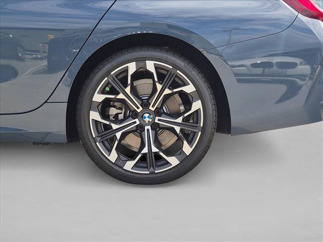 New 2026 BMW 330i xDrive Sedan w/ Convenience Package AWD/4WD image 10