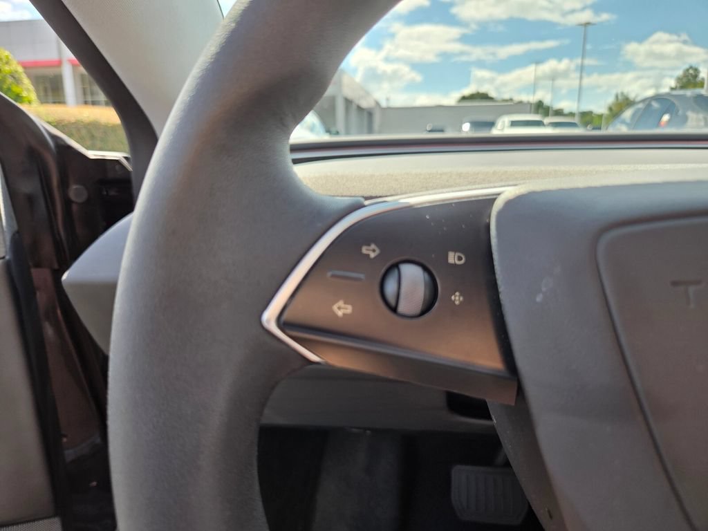 Used 2025 Tesla Model 3 RWD image 24