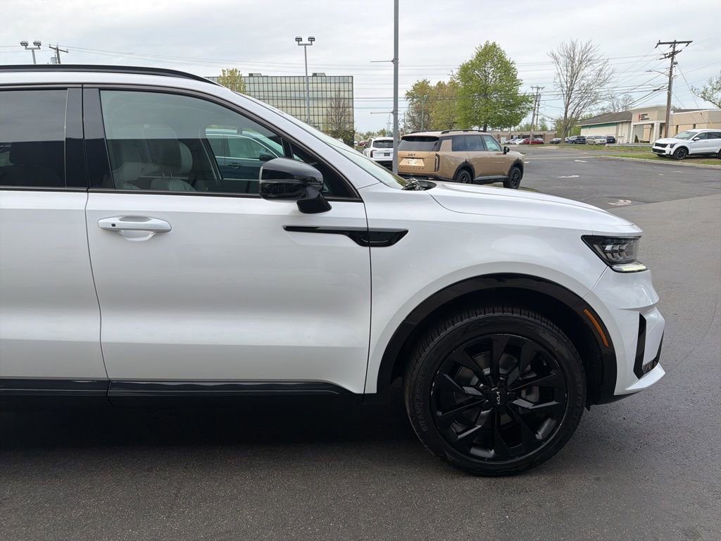 Certified 2023 Kia Sorento SX AWD/4WD image 6