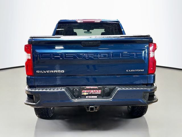Used 2019 Chevrolet Silverado 1500 Custom w/ Custom Convenience Package AWD/4WD image 8