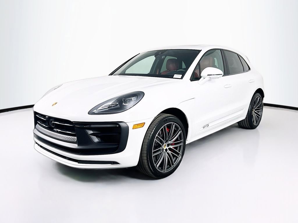 Certified 2023 Porsche Macan GTS image 1