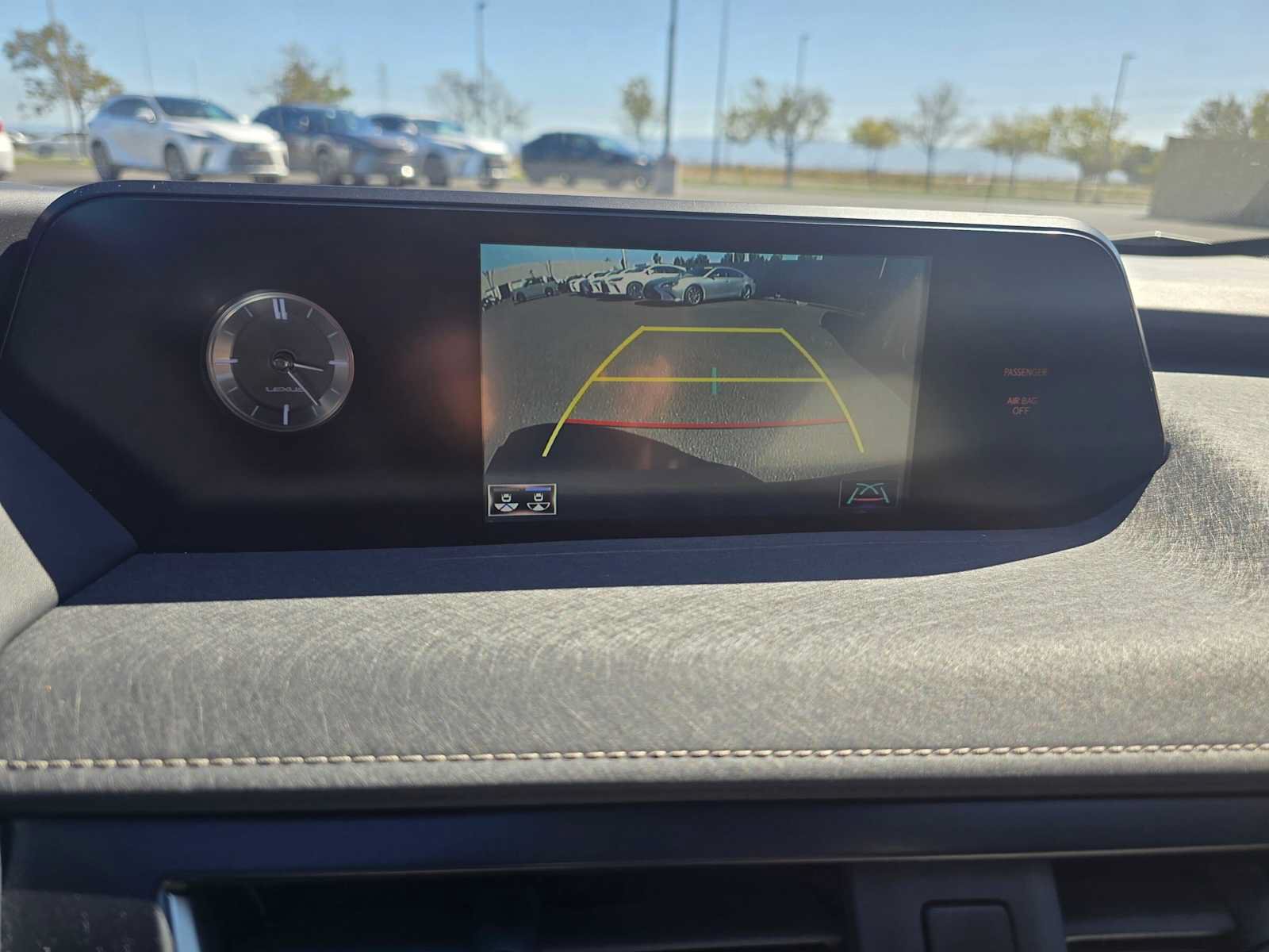 Used 2020 Lexus UX 250h w/ Premium Package AWD/4WD image 29