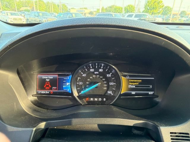 Used 2018 Ford Explorer XLT w/ Equipment Group 202A AWD/4WD image 14
