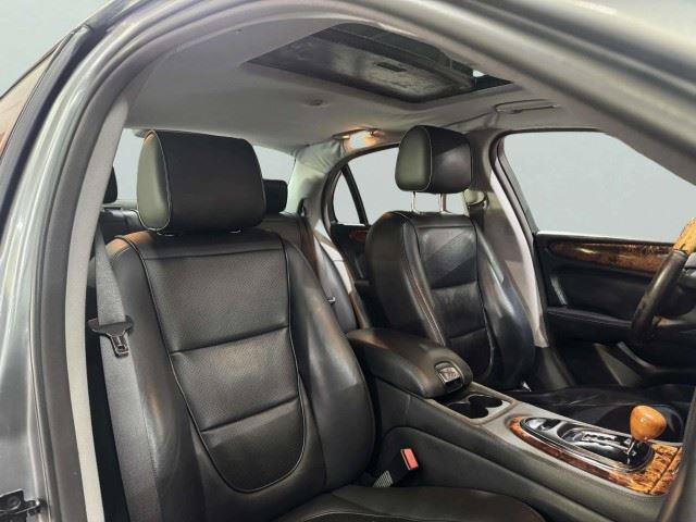 Used 2008 Jaguar XJ8 RWD image 44