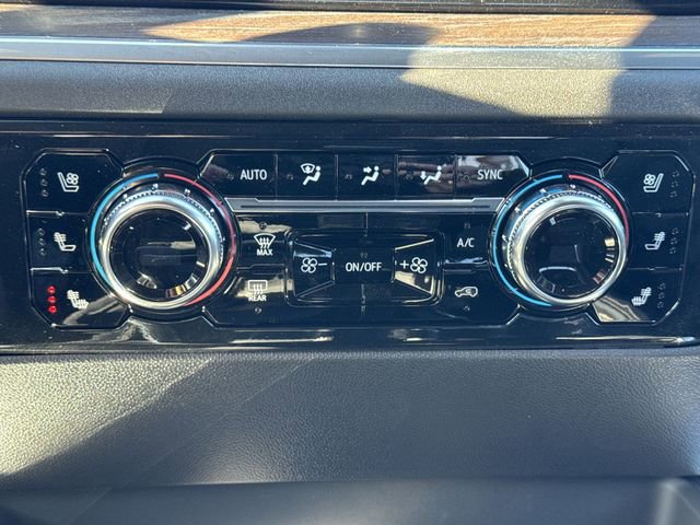 New 2026 GMC Sierra 1500 SLT w/ SLT Premium Plus Package image 19