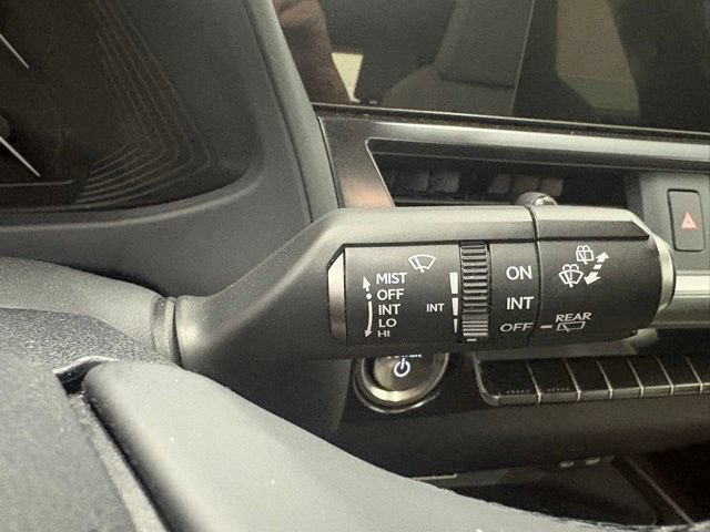 Used 2023 Lexus UX 250h FWD w/ Accessory Package (Z1) image 19
