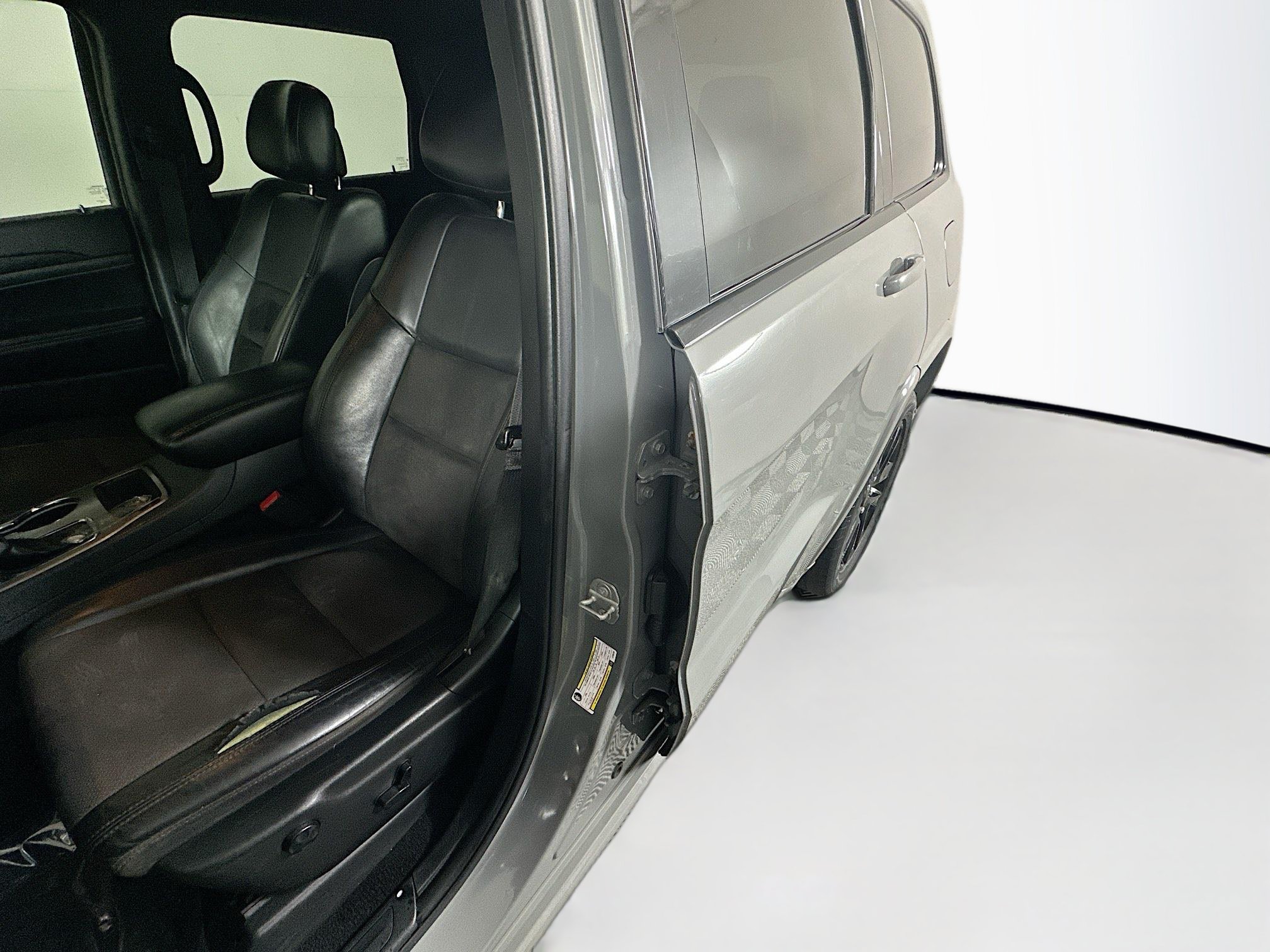 Used 2020 Jeep Grand Cherokee Altitude RWD image 12