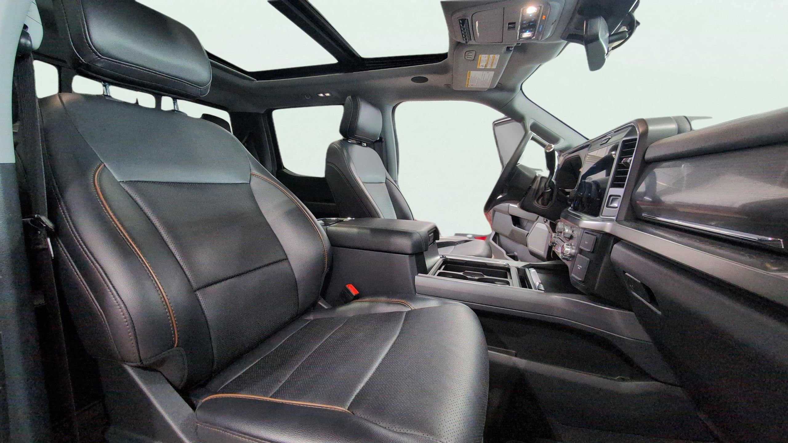 Used 2025 Ford F250 Lariat w/ Lariat Ultimate Package image 17