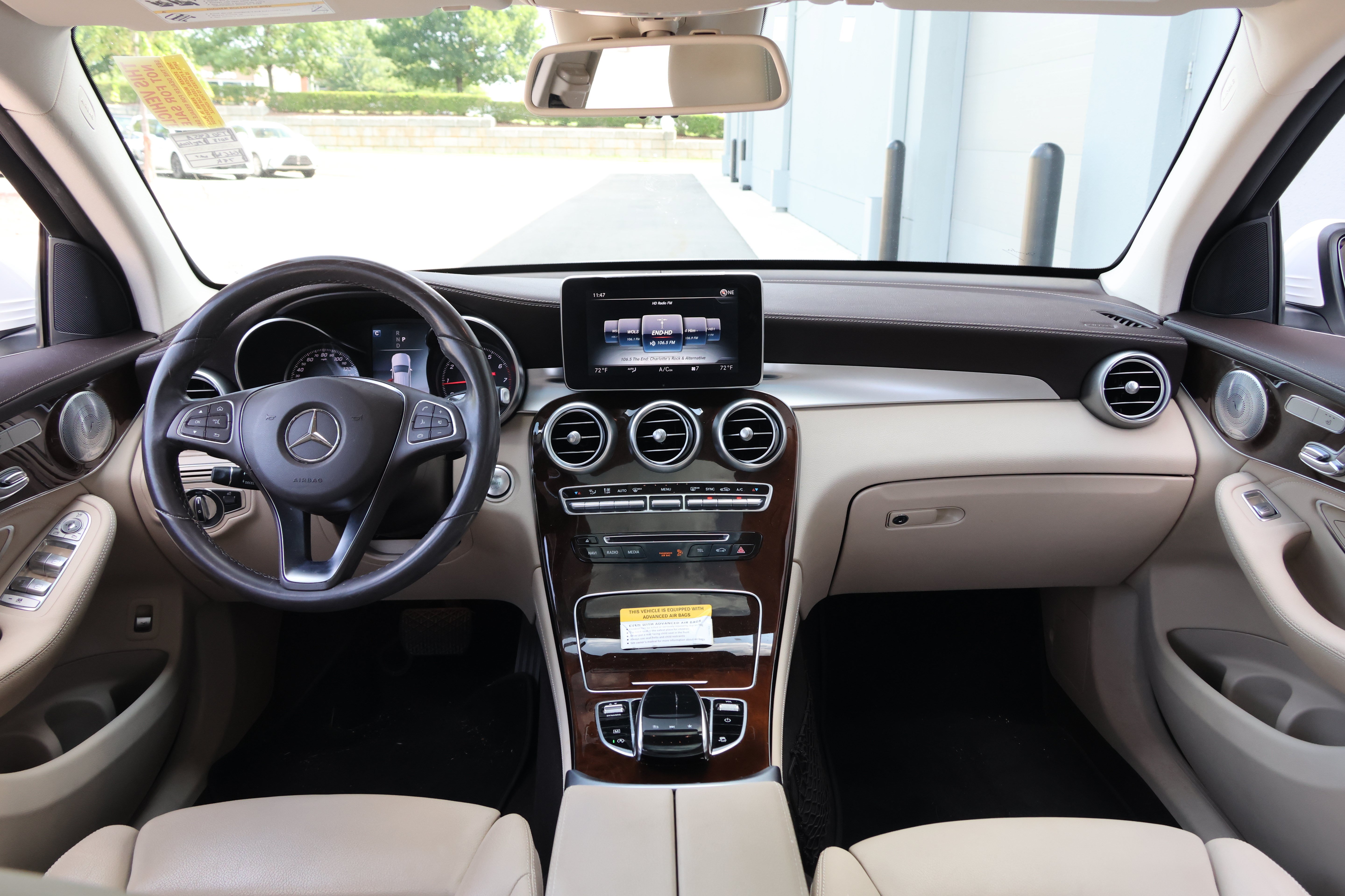 Used 2018 Mercedes-Benz GLC 300 4MATIC image 16