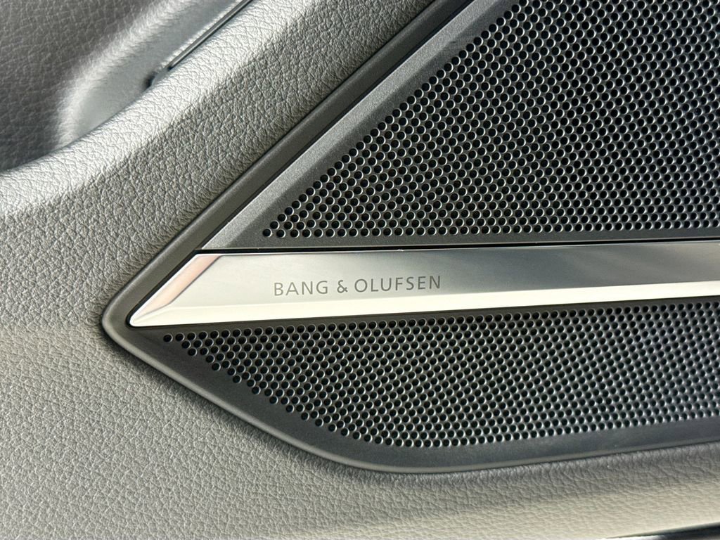 Used 2021 Audi A8 L 3.0T image 22