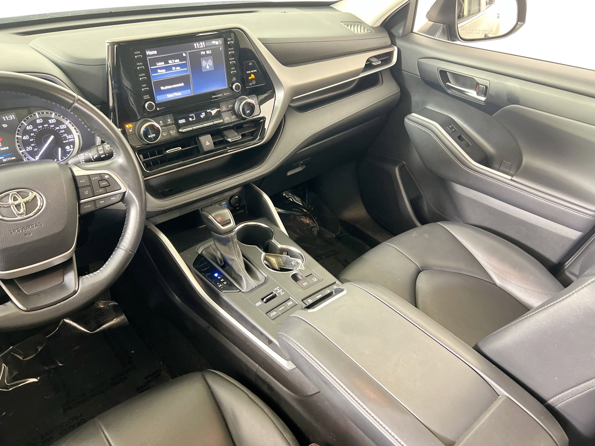 Used 2022 Toyota Highlander XLE image 23