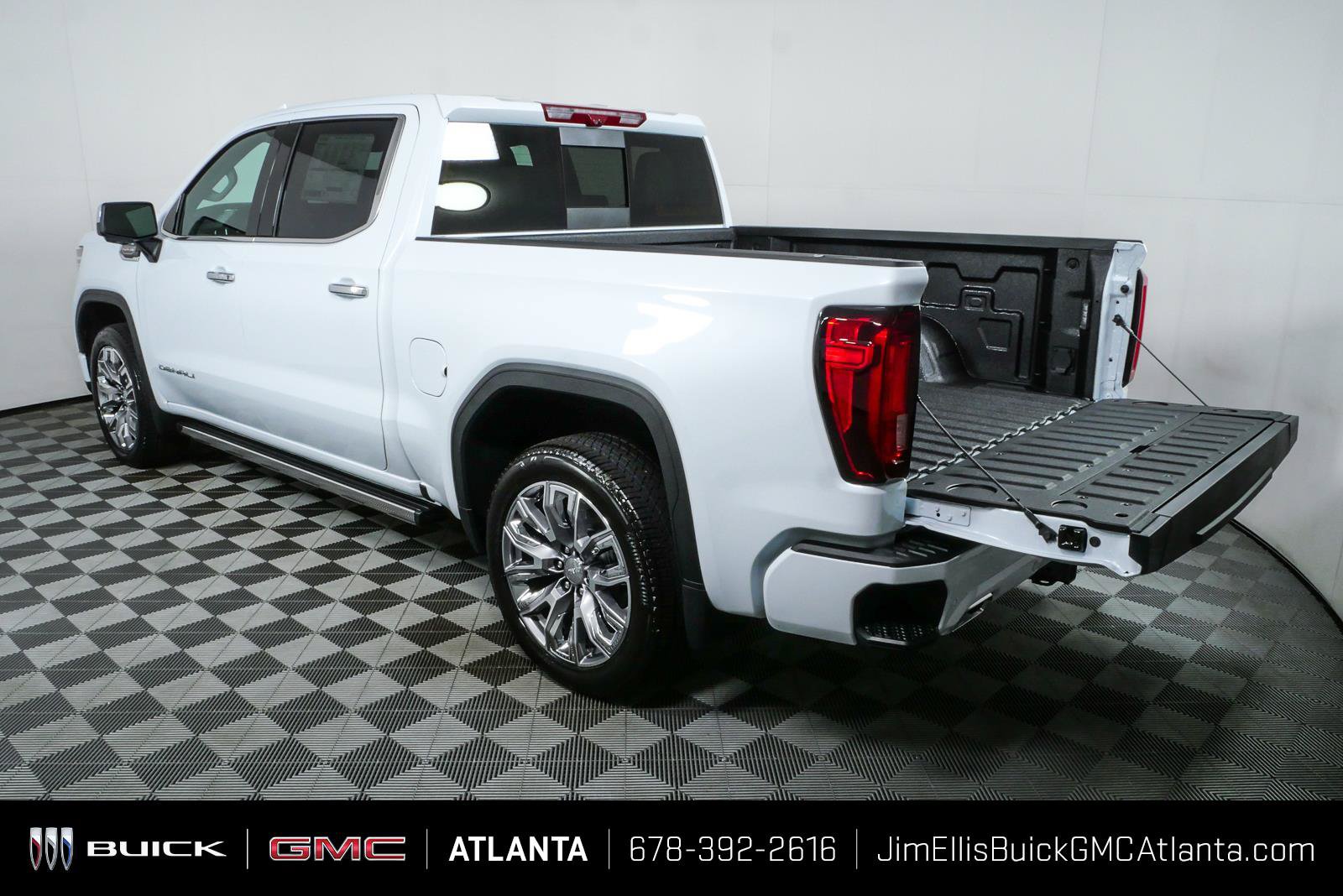 New 2026 GMC Sierra 1500 Denali AWD/4WD image 34
