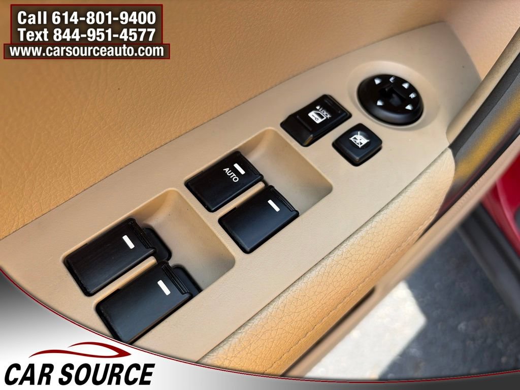 Used 2011 Kia Sorento EX AWD/4WD image 16