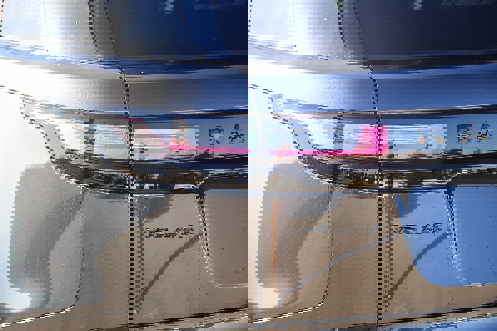 New 2026 Land Rover Range Rover Velar Dynamic SE image 9