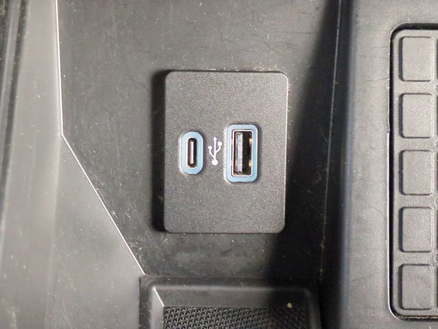 Used 2023 Ford F150 Raptor w/ Raptor Carbon Fibre Package image 26