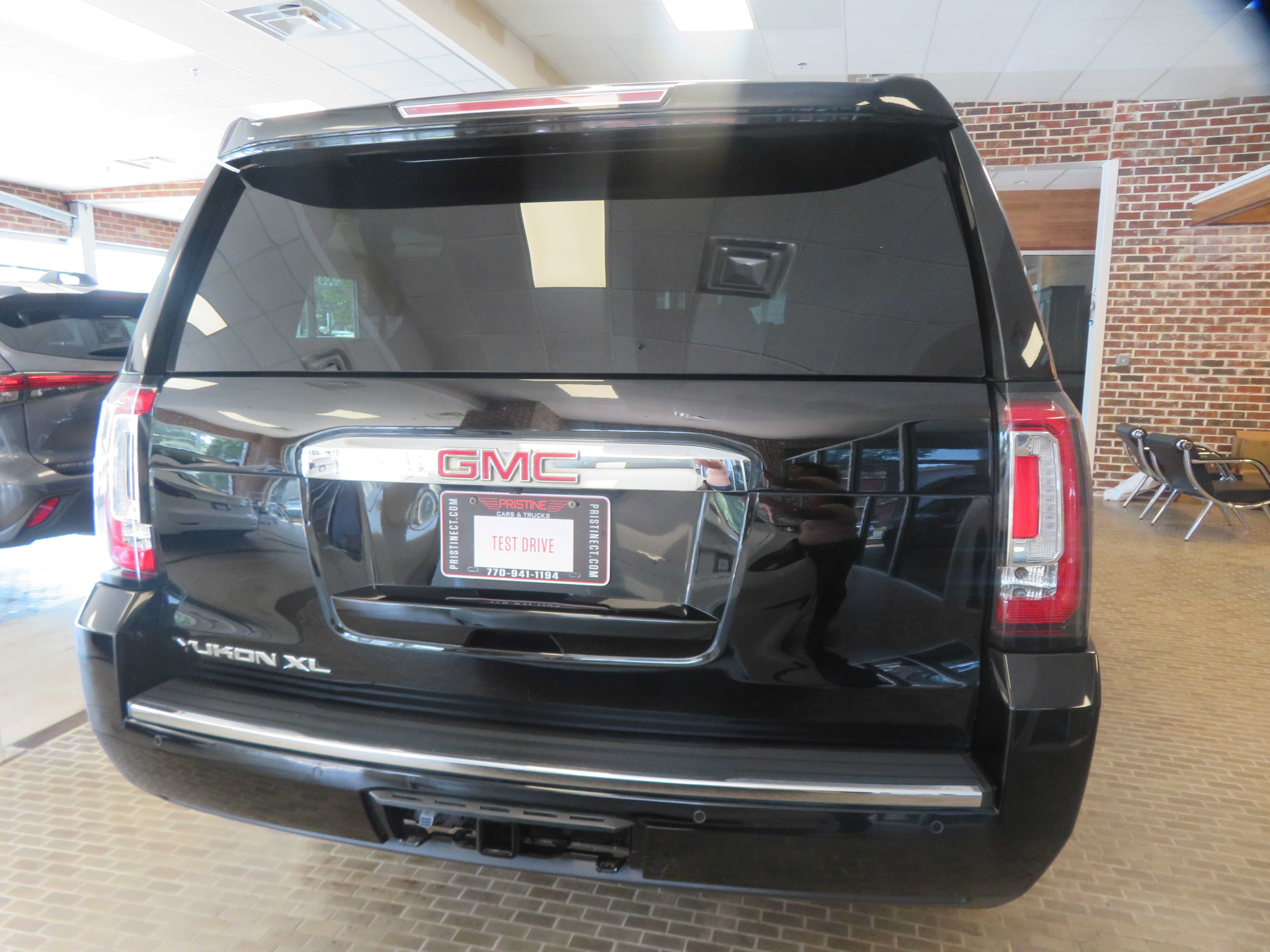 Used 2019 GMC Yukon XL Denali AWD/4WD image 5
