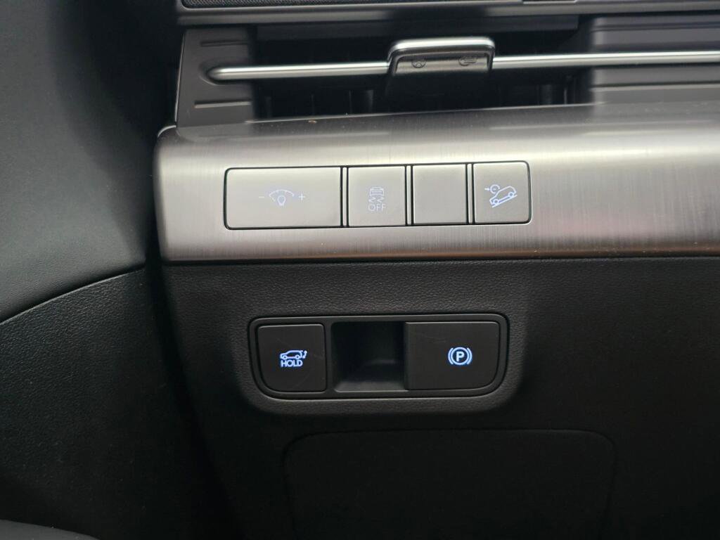 New 2026 Hyundai Kona Limited image 24