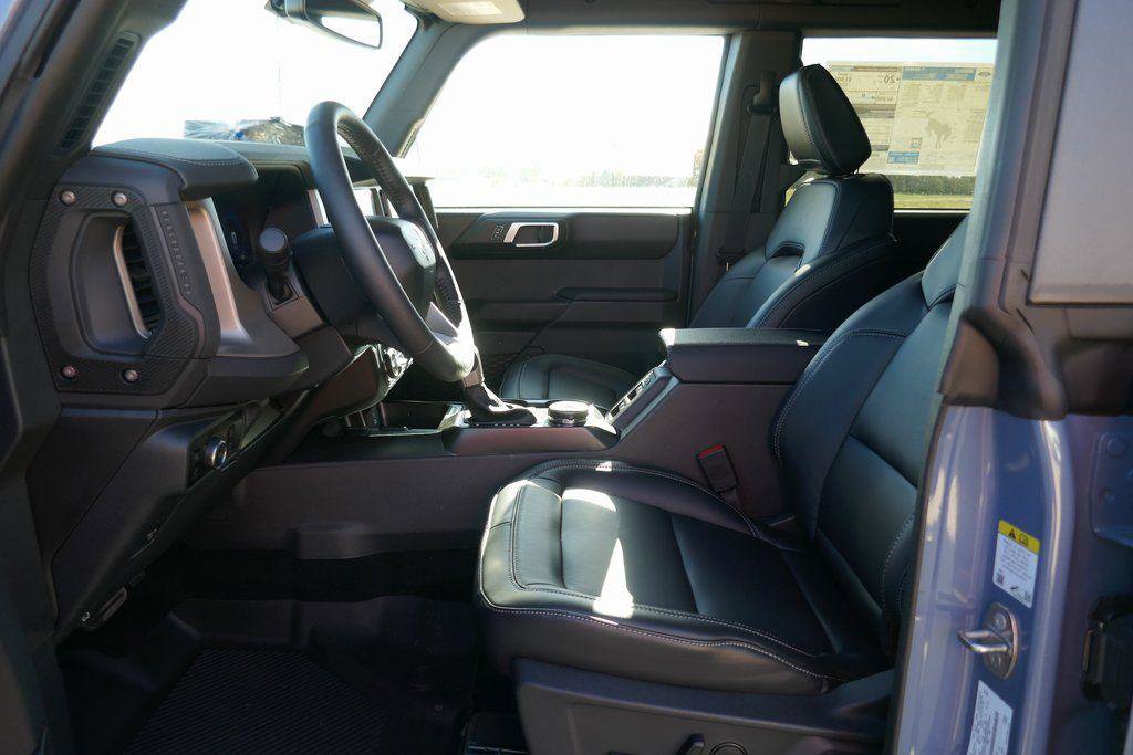 New 2025 Ford Bronco Outer Banks image 17