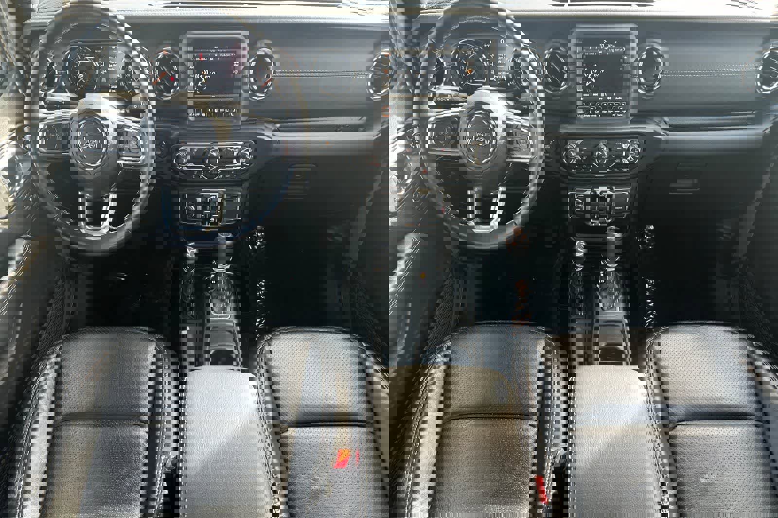 Used 2021 Jeep Gladiator Overland image 3