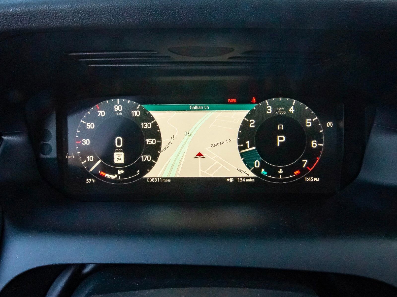 Used 2025 Land Rover Discovery Sport S image 9