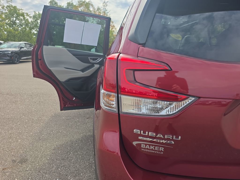 Used 2022 Subaru Forester Premium image 35