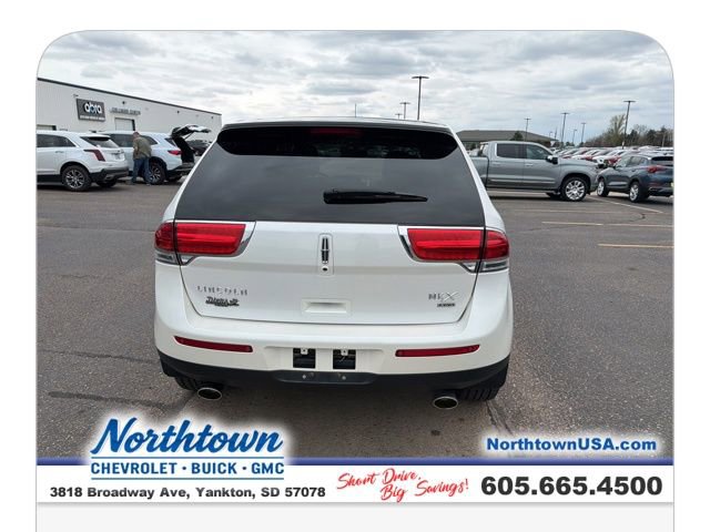Used 2014 Lincoln MKX AWD w/ Equipment Group 102A image 11