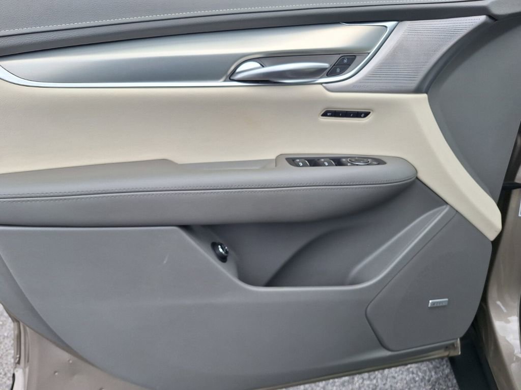Certified 2023 Cadillac XT5 Premium Luxury image 31