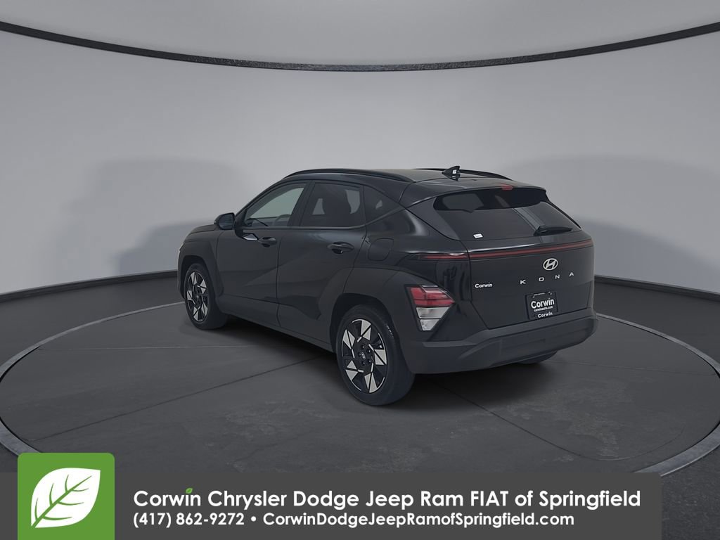 Used 2025 Hyundai Kona SEL image 11