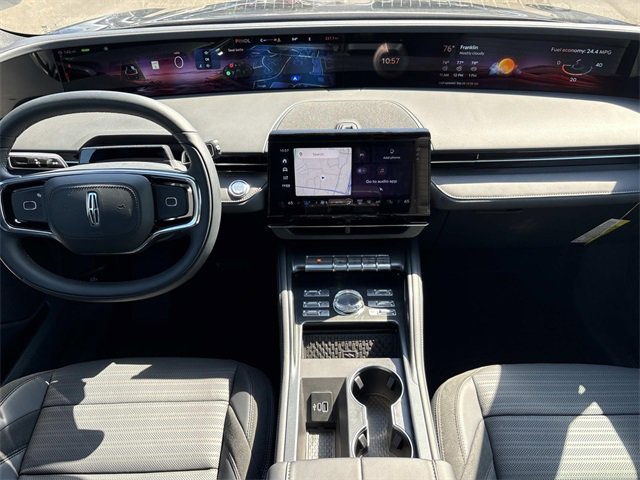 New 2025 Lincoln Nautilus Reserve w/ Jet Appearance Package image 16